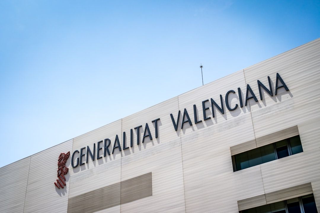 The framework in one line in Valencia